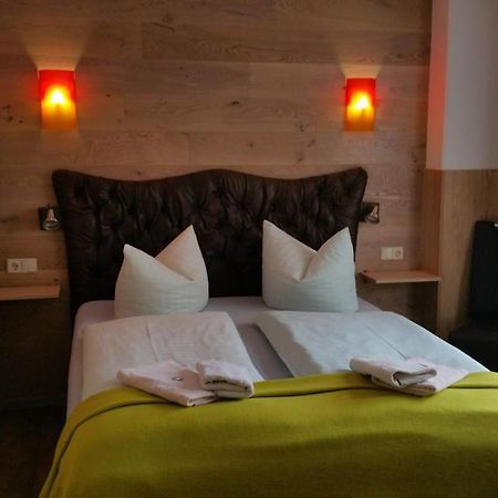 Landhotel Waldschloesschen Mit Gaststube Sohland an der Spree Dış mekan fotoğraf