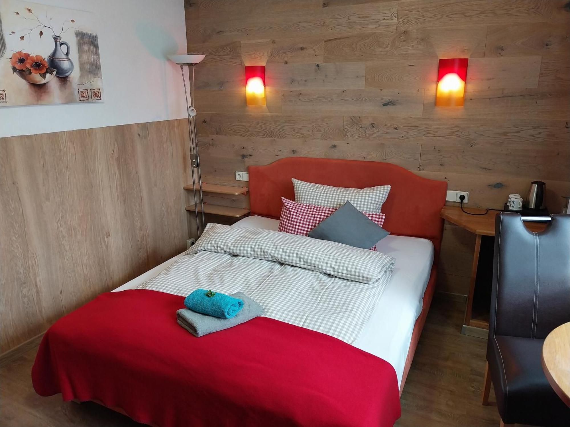 Landhotel Waldschloesschen Mit Gaststube Sohland an der Spree Dış mekan fotoğraf