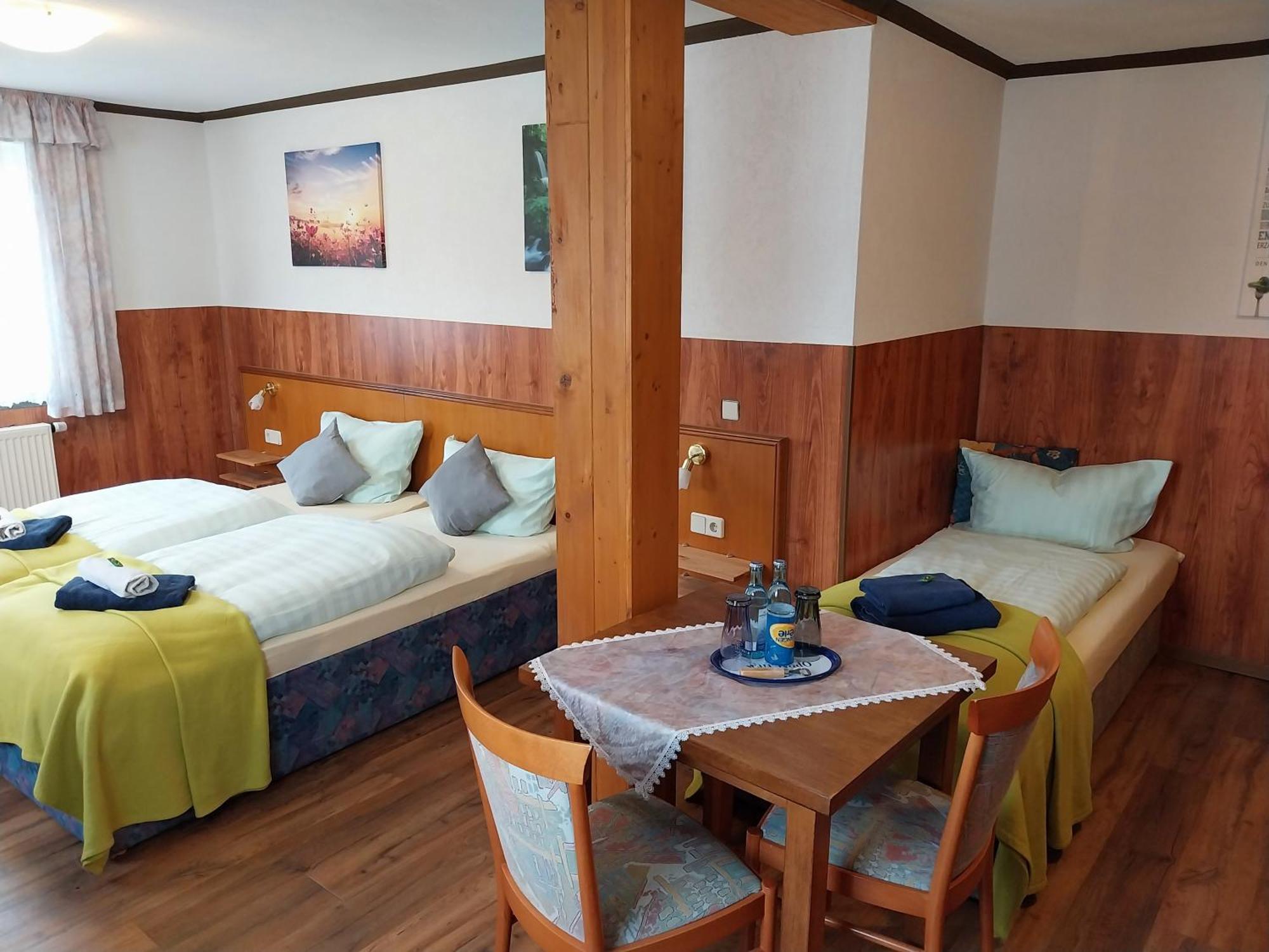 Landhotel Waldschloesschen Mit Gaststube Sohland an der Spree Dış mekan fotoğraf