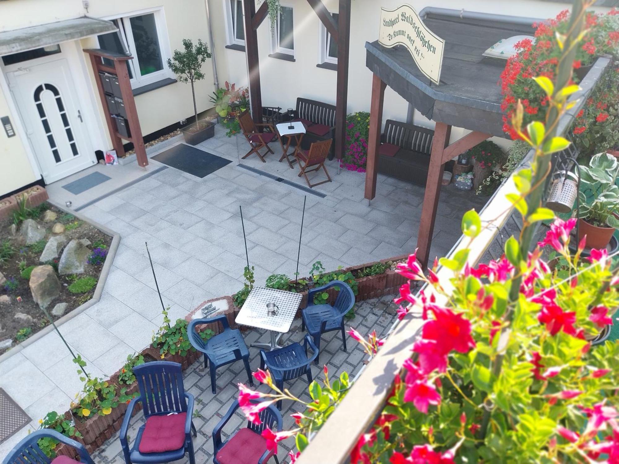 Landhotel Waldschloesschen Mit Gaststube Sohland an der Spree Dış mekan fotoğraf